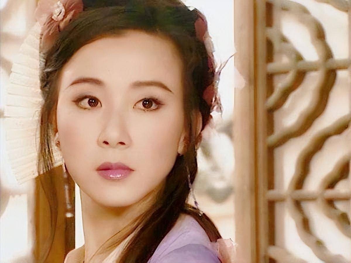 《雪花女神龙》原定女一号萧蔷,被拒绝了以后,选中了董璇_时候_情节