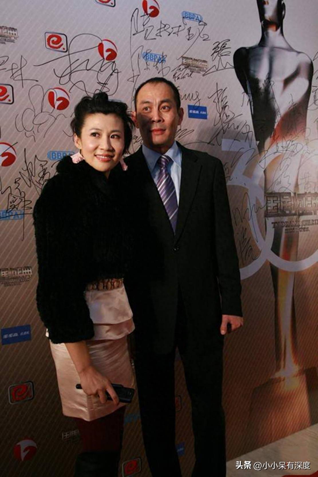 中的楚云飞,他女儿竟这么漂亮,一家都是高颜值_陈炜_女子_张思乐