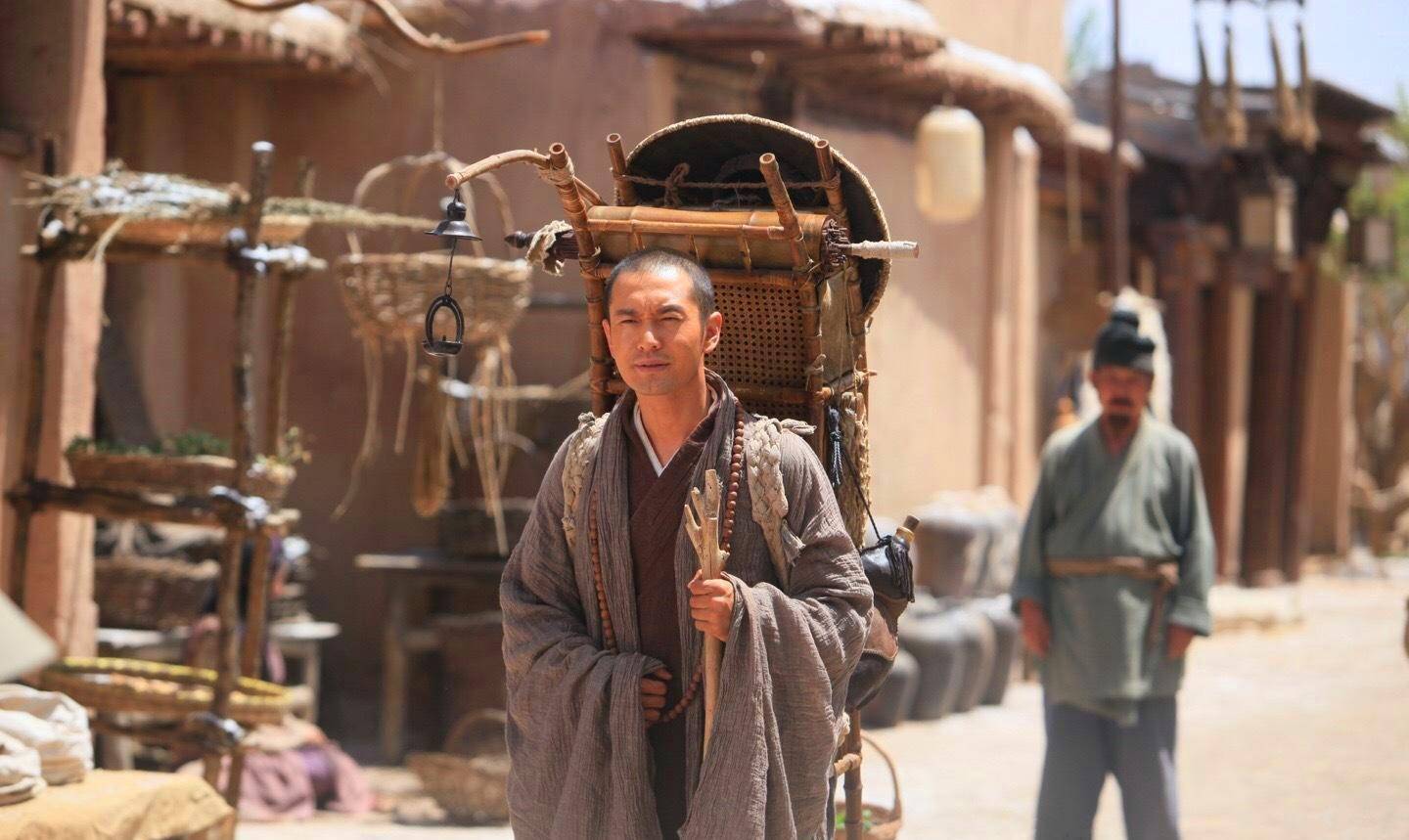 古代与现代和尚的对比,同样是吃素,为何现代的和尚大多很胖?