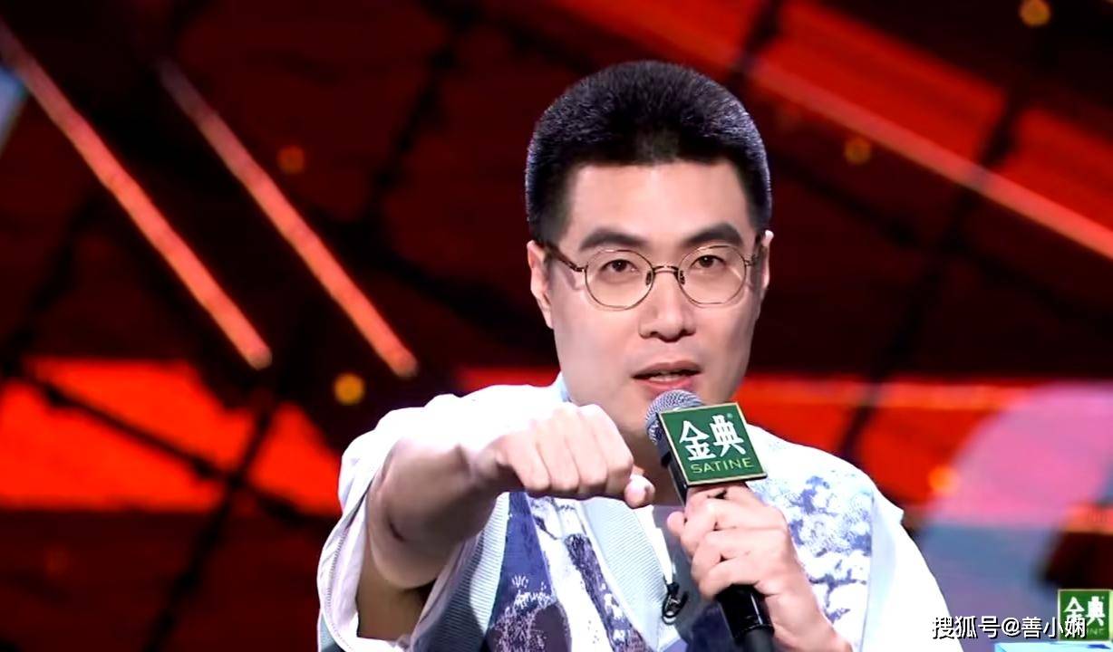 今年没有《脱6》,周奇墨梦里比赛,感慨:脱口秀的根还是在线下_李诞