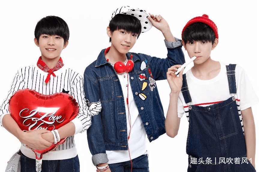 都身穿西装搭配带跟皮鞋,三人身高成谜_组合_王源_王俊凯