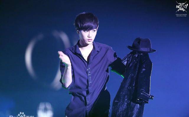 他当了五年练习生,终在顶级男团大势,却曾被sm公司