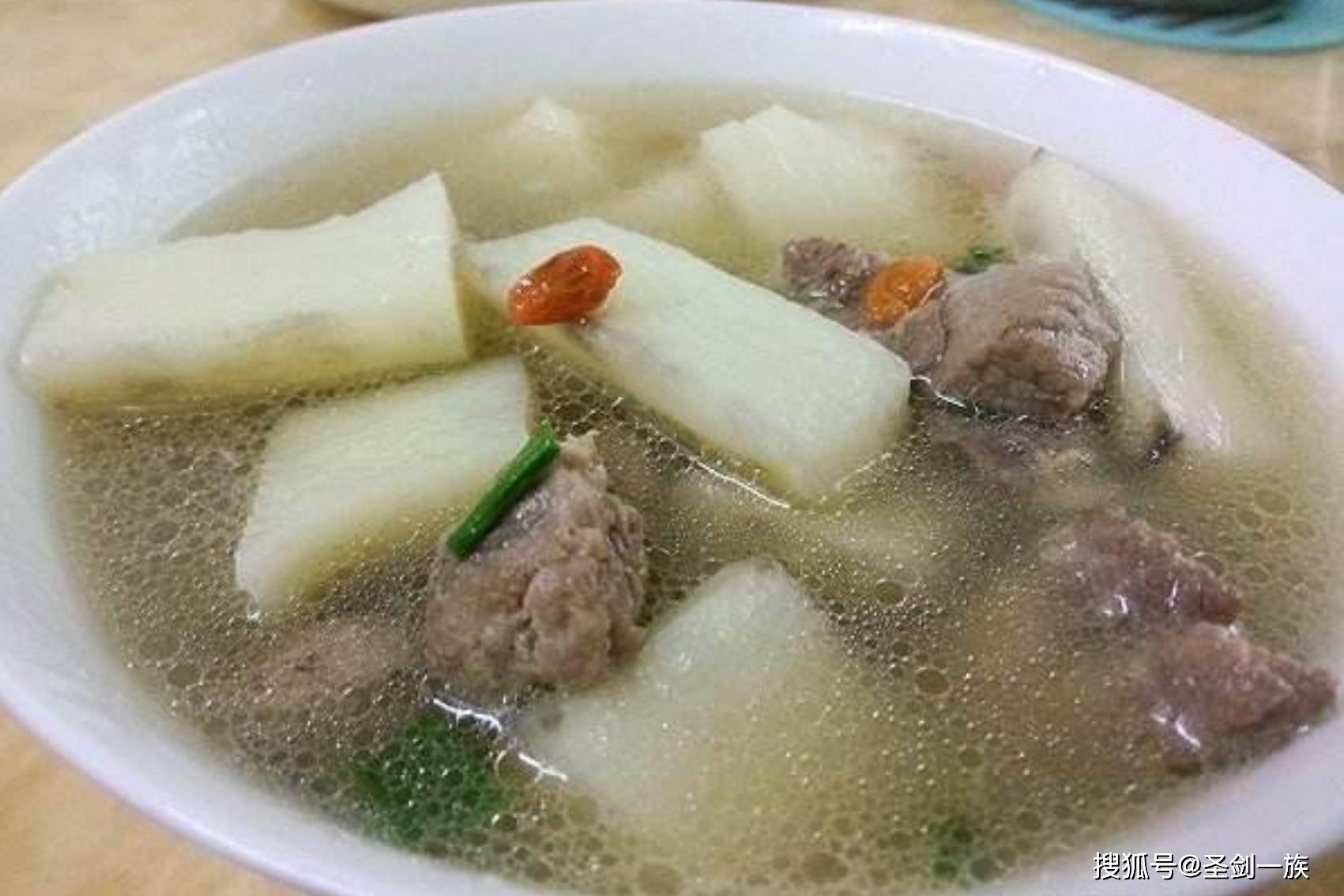 “立冬补冬,补嘴空”,这8道入冬美食不要错过,储存能量过暖冬_红椒_做法_山药