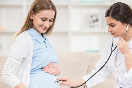 孕期做四维彩超时,小宝贝在孕妈肚子里做这3件事,真的好有爱_妈妈