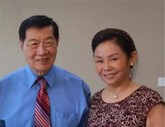 华人神探李昌钰:81岁再婚娶小18岁妻子,出书纪念结婚周年_宋妙娟_李浩