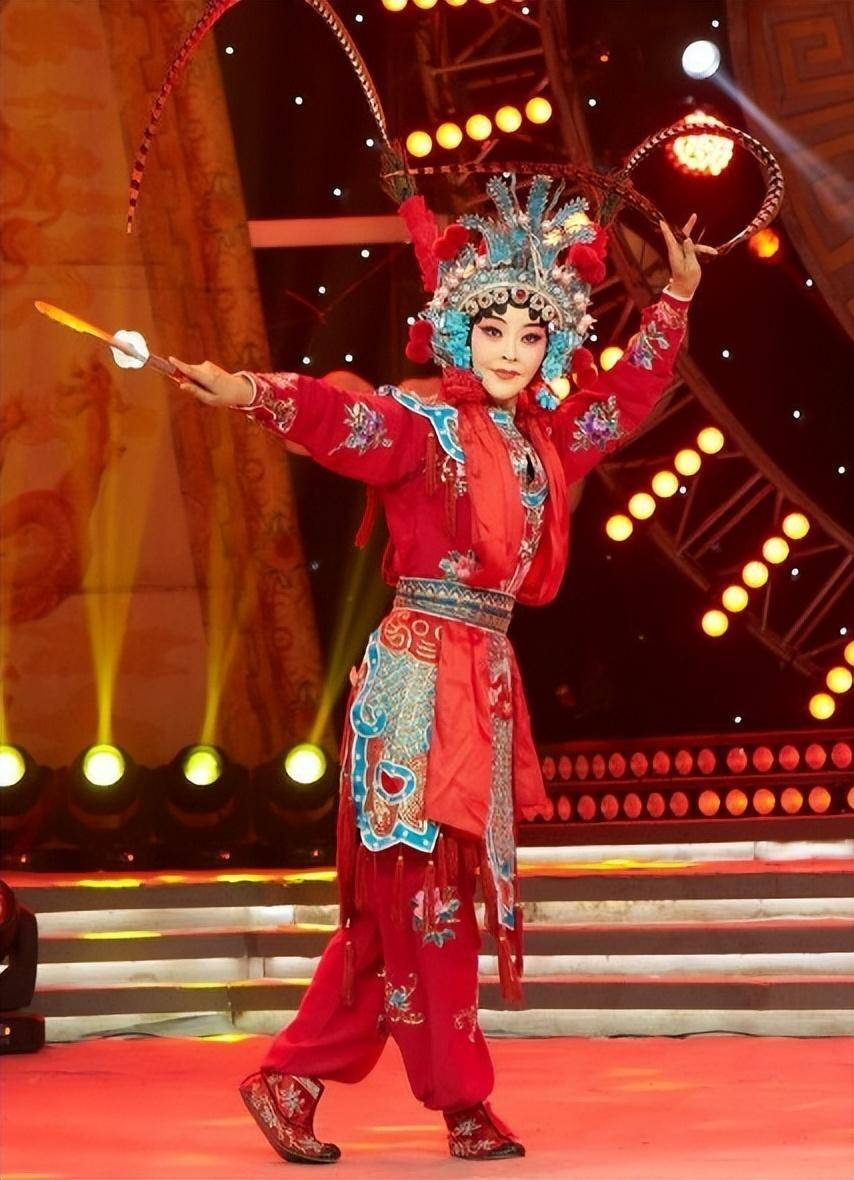 《丁宝桢》方晓莉:孕育女儿九死一生,嫁圈外丈夫现在怎样了?