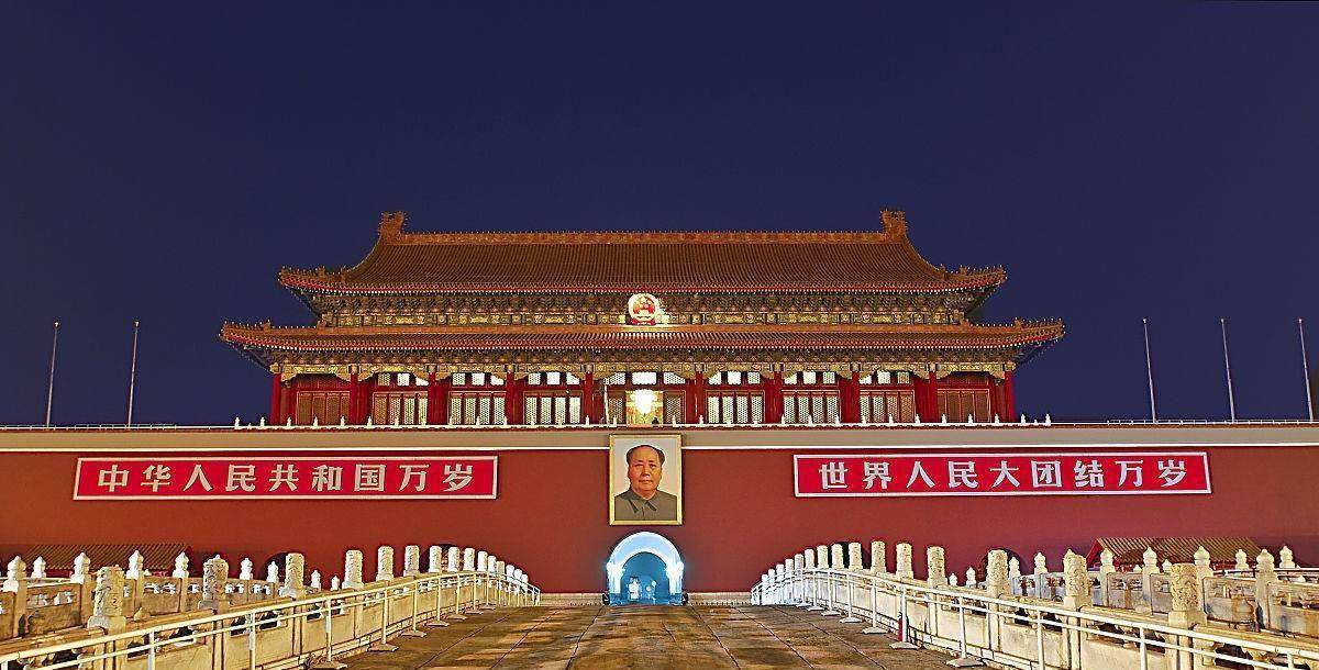 作为北京故宫城门,中国国家象征的天安门,到底是谁设计的呢?