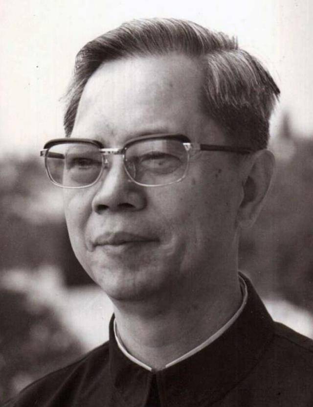 方毅:上海原副市长 45岁任国计委副主任 后任副总理 享年81岁!