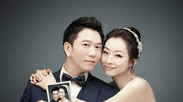 两年后赵庭为温兆伦生下了一个女儿,如今温兆伦的生活似乎更多地聚焦