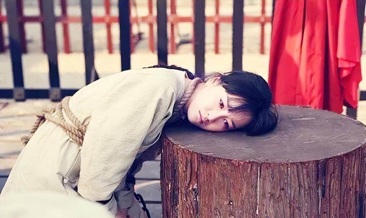 古代犯人被砍头时,为什么都十分听话自觉跪下?_时间_民众_威慑