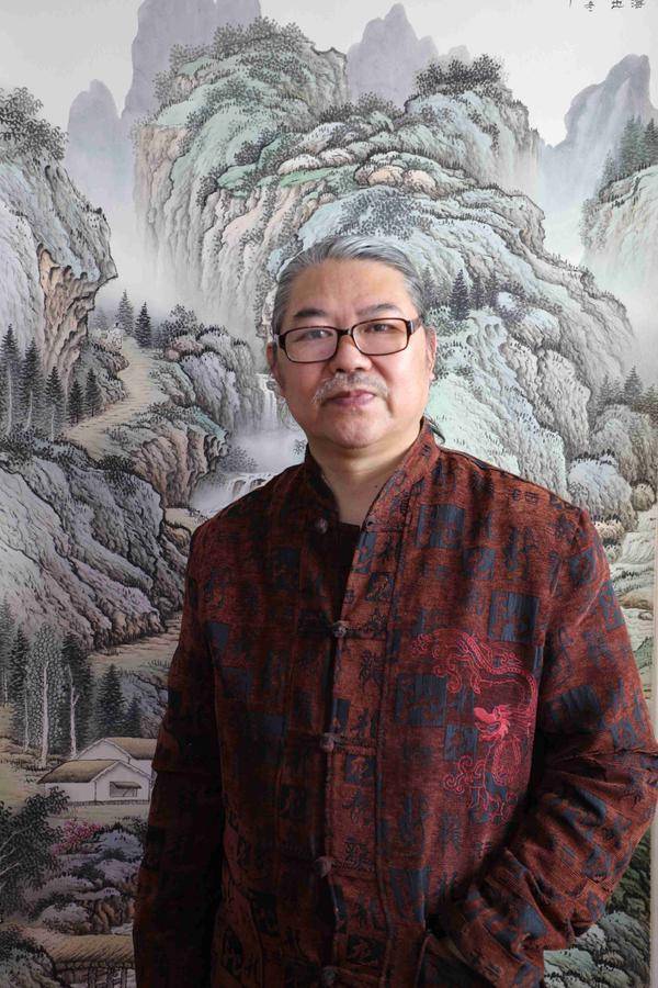 周金山是中国当代艺术界备受尊崇的画家之一,他的艺术影响力和成就在