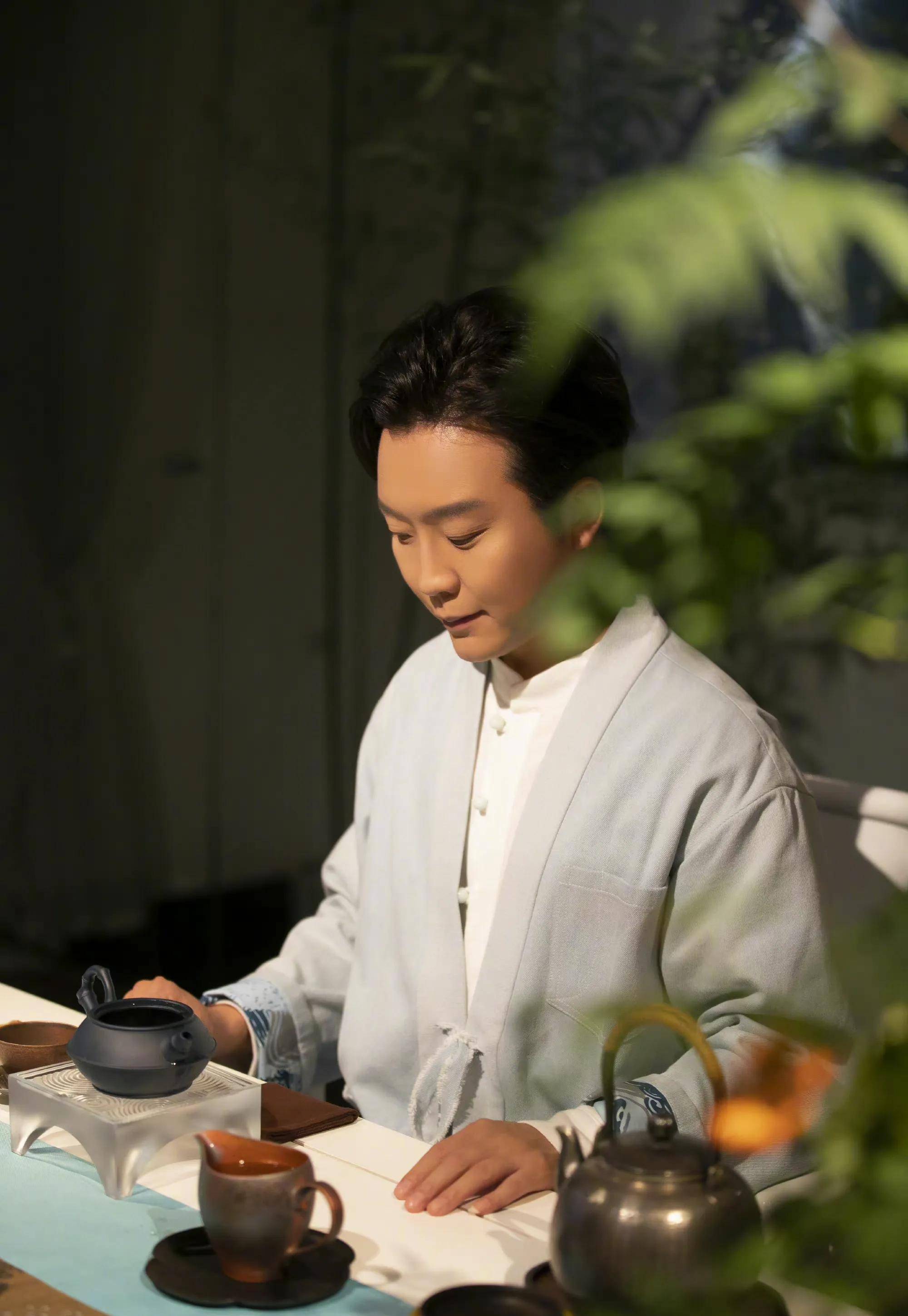 李玉刚:出道26年坎坷不断,连失两位至亲,幸《万疆》为我正名