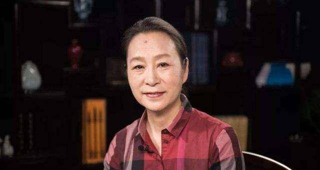 不傍富豪,不滥情,个个清白干净,这10位女演员堪称"清流"_陈数_感情_朱