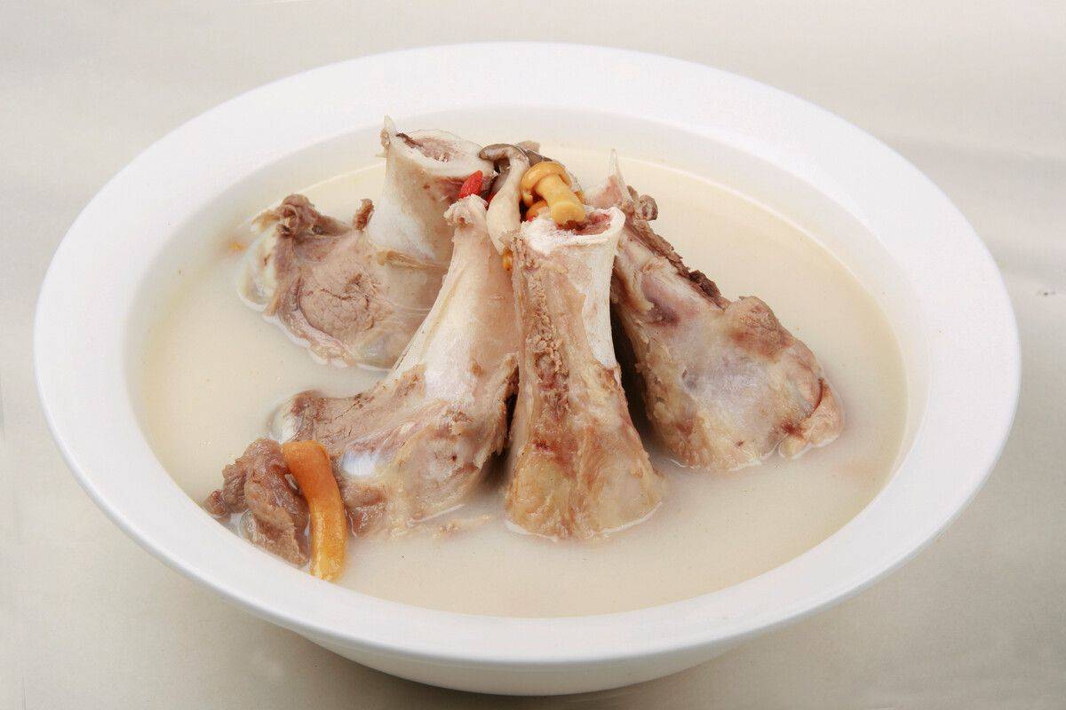 善式百科:肥胖的人喝骨头汤更健康