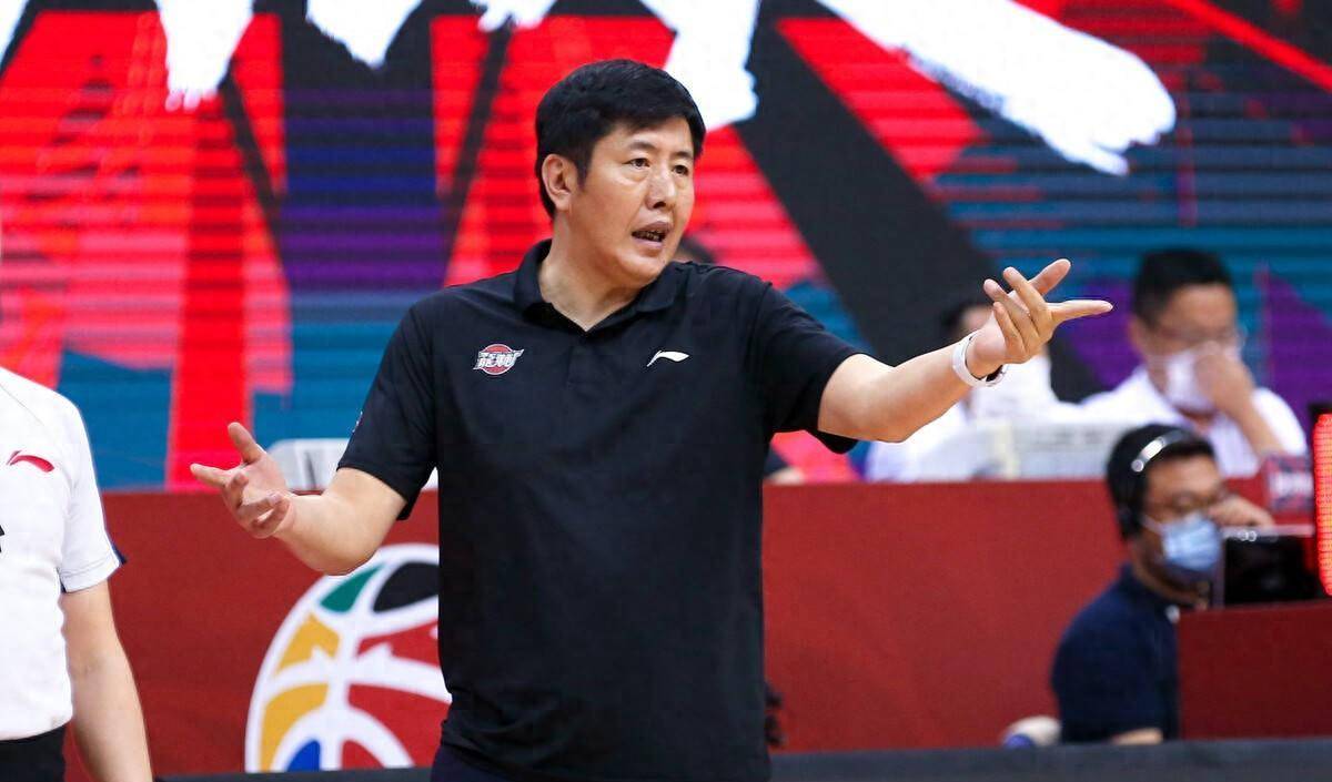 目前,围绕教练丁伟的下课传闻尚未平息.