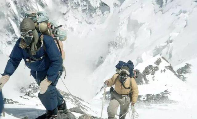 回顾珠峰遇难者:绿靴子,睡美人,休息者,为啥20多年无人敢安葬_帕尔乔