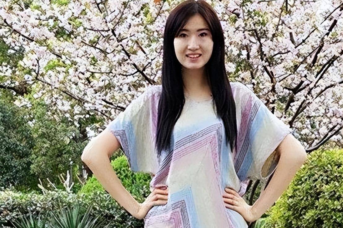 女篮梁天云:身高197厘米,嫁东北农村小伙,公婆为了她拆掉门框_梁云天