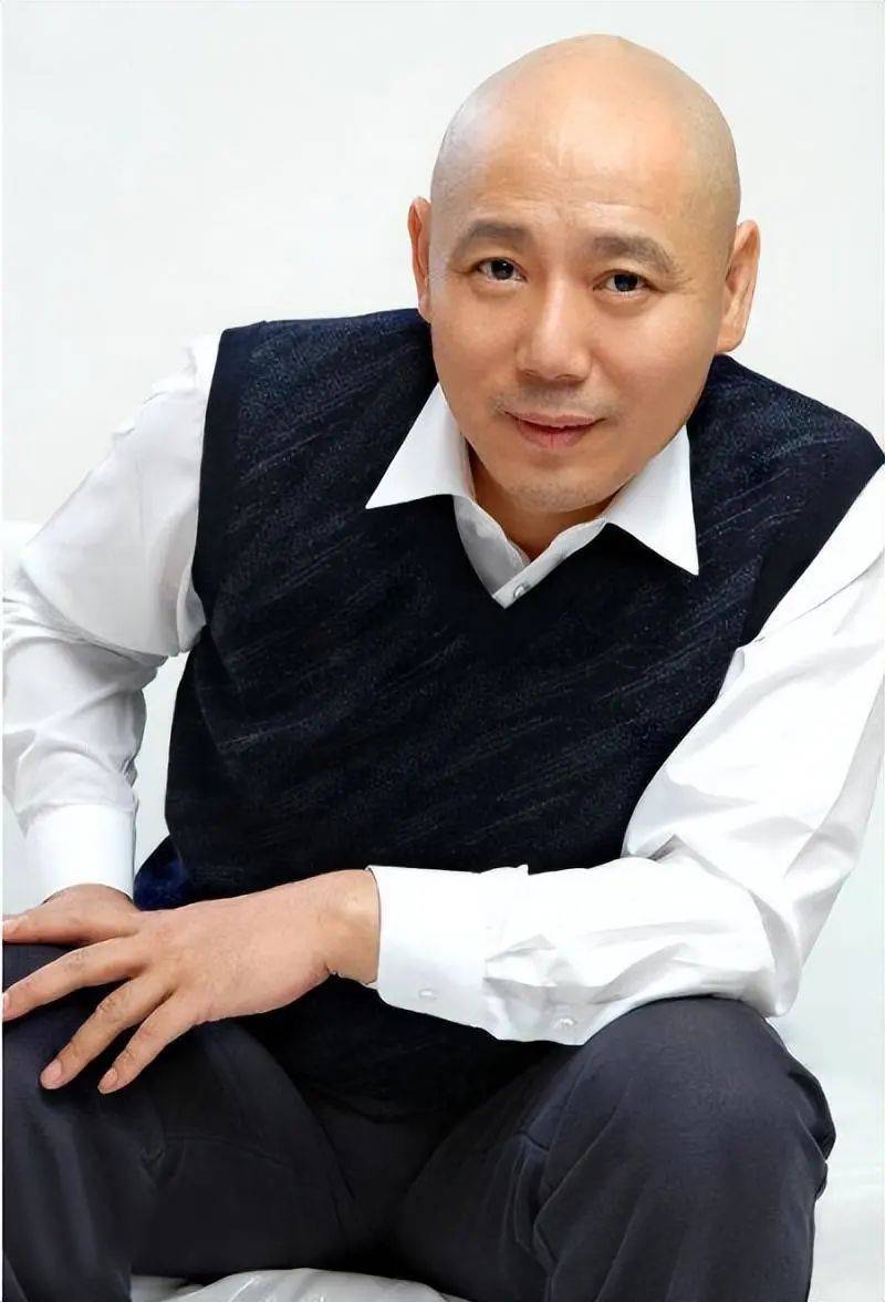 《重案六组》四大金刚之李成儒:他演大曾趣事多,现与儿子均单身_徐庆