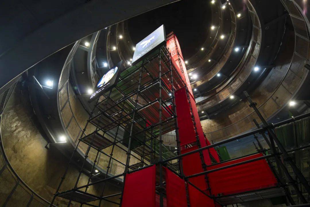 上海,正在放映一场"宇宙电影",你去看了吗?_展览_艺术_观众