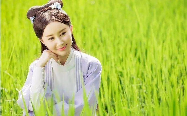 景甜翻红,郭晓婷都火了,"内娱"85花却再没有舒畅的位置_作品_资源