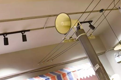 小卖部、歌舞厅！昆明80年代调调的店，簸箕火锅菜价回到解放前(图10)