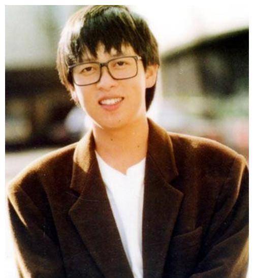 张雨生走了24年,那位曾在葬礼上哭到昏厥的女孩,现成了大明星_张惠妹