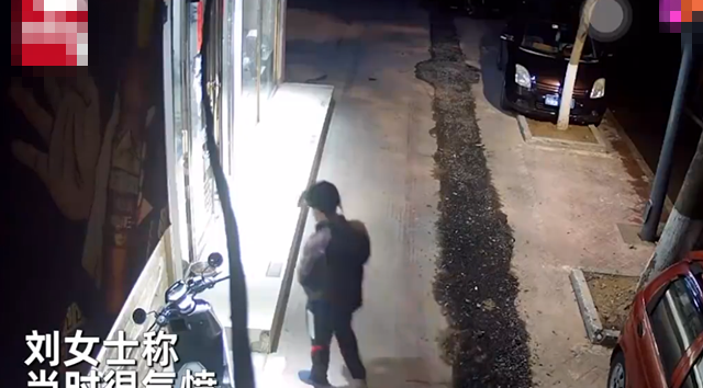 广西：女子放猫粮喂流浪猫，半夜被人偷走：穷到买不起，我可以送 