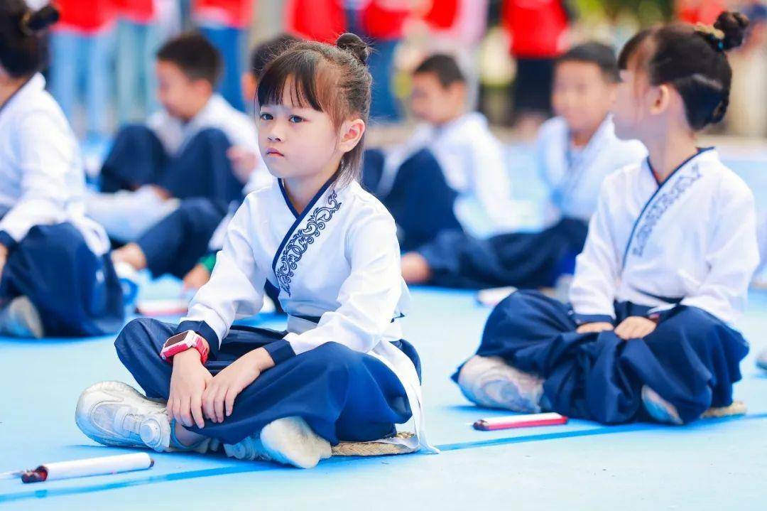 开蒙启智,惠悦人生——深圳市水田小学举行一年级开笔礼仪式