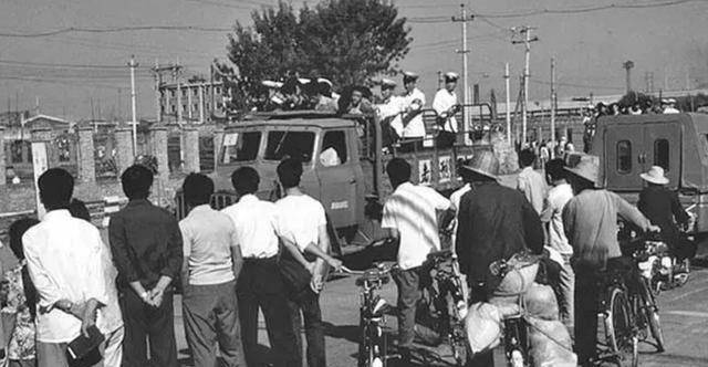 83年,一女子因交往18个男朋友被枪毙,临刑前的一番话发人深省_翟曼霞