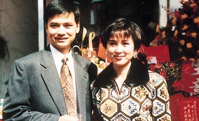 女星陈秀雯: 被丈夫欺骗,苦守28年后离婚,至今61岁仍孤身一人_国雄