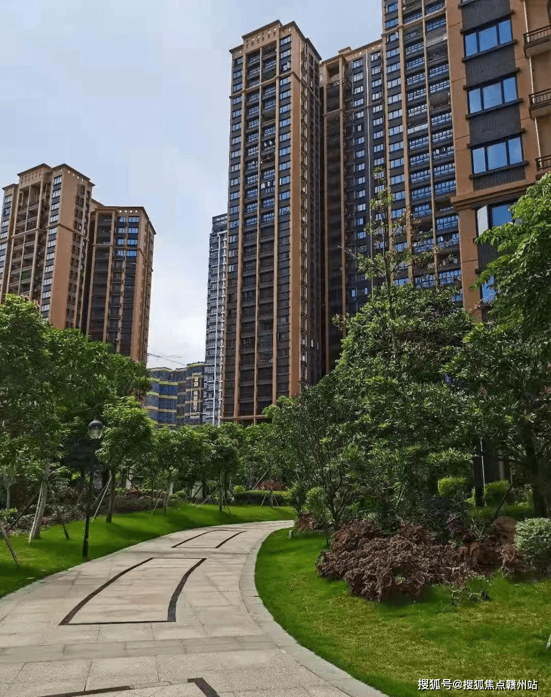 深圳冠华城桂香园售楼处(24小时电话)桂香园首页网站_售楼处丨楼盘