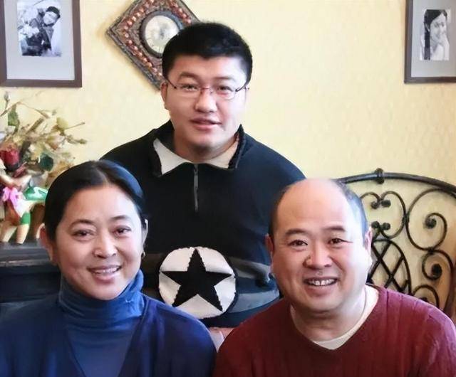 倪萍儿子亲生父亲出面讲述母子分离的故事_王文澜_陈凯歌_工作