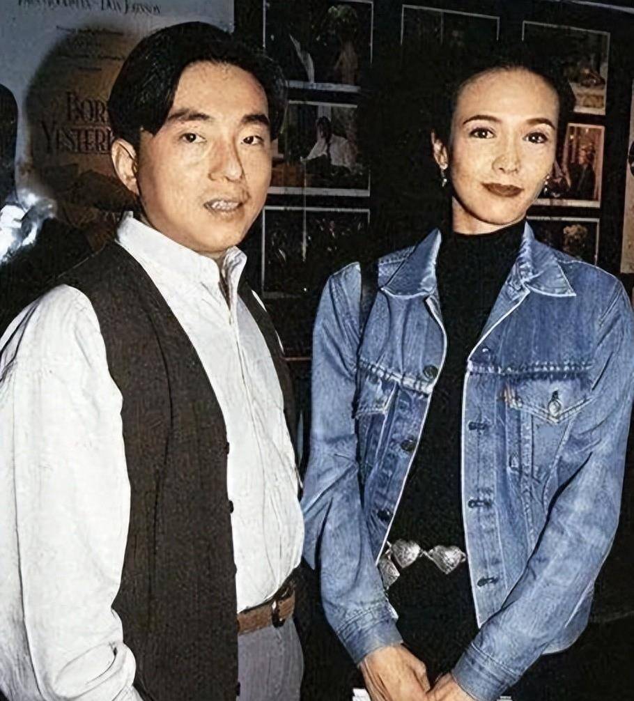 59岁吕方暴肥到没脖子,3岁爱女长得太像爸,小16岁老婆身家半亿_生活