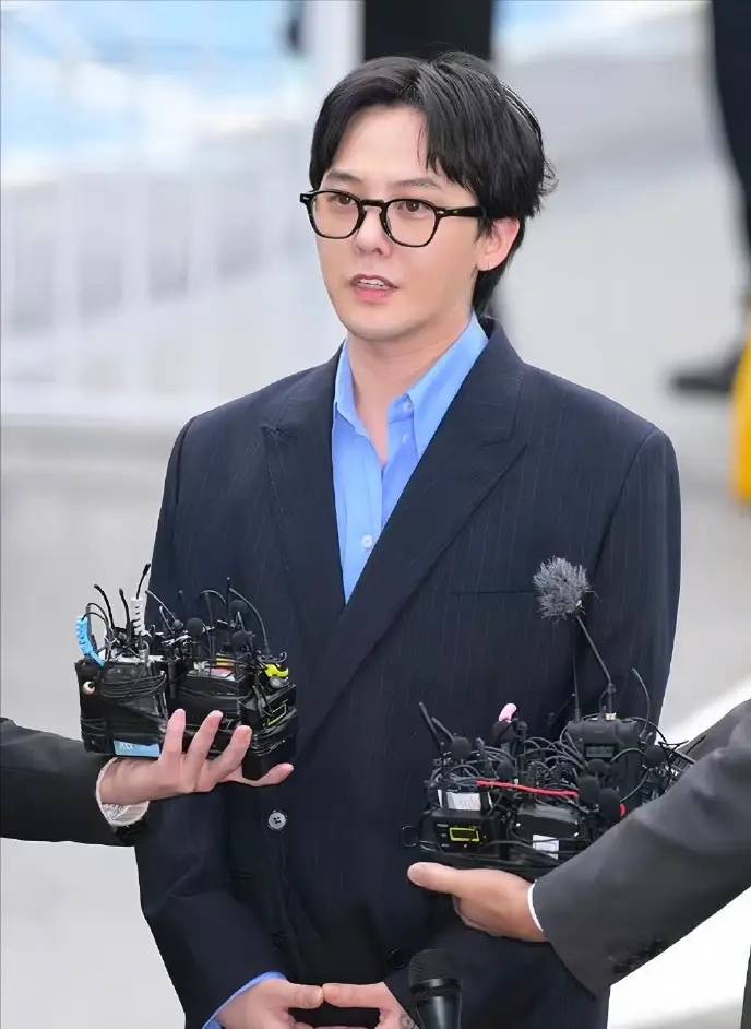 警方否认权志龙脱毛销毁证据,提供头发够做检测,姐姐权达美发声力挺