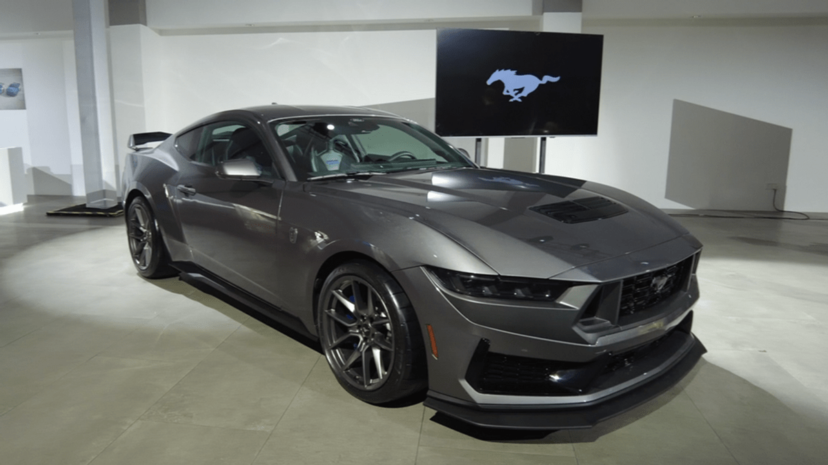 5个点解读全新mustang dark horse造型设计