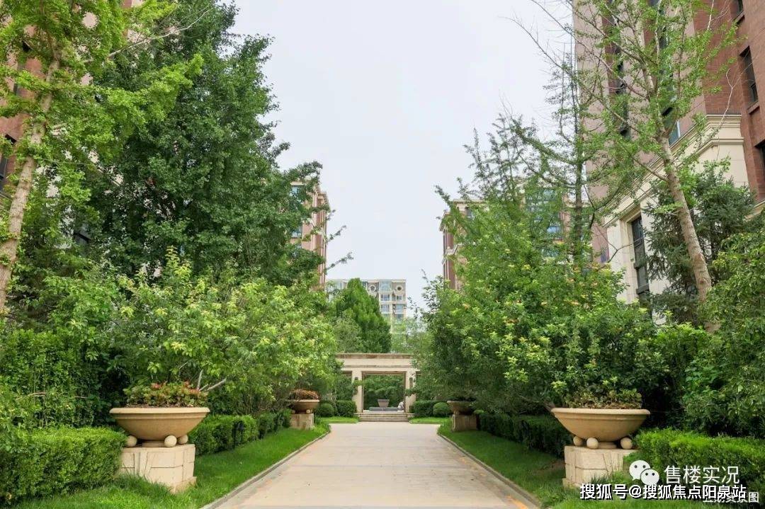 「6-8层低密洋房 止奉60席」北京丰台方庄首开璞瑅公馆售楼处:400