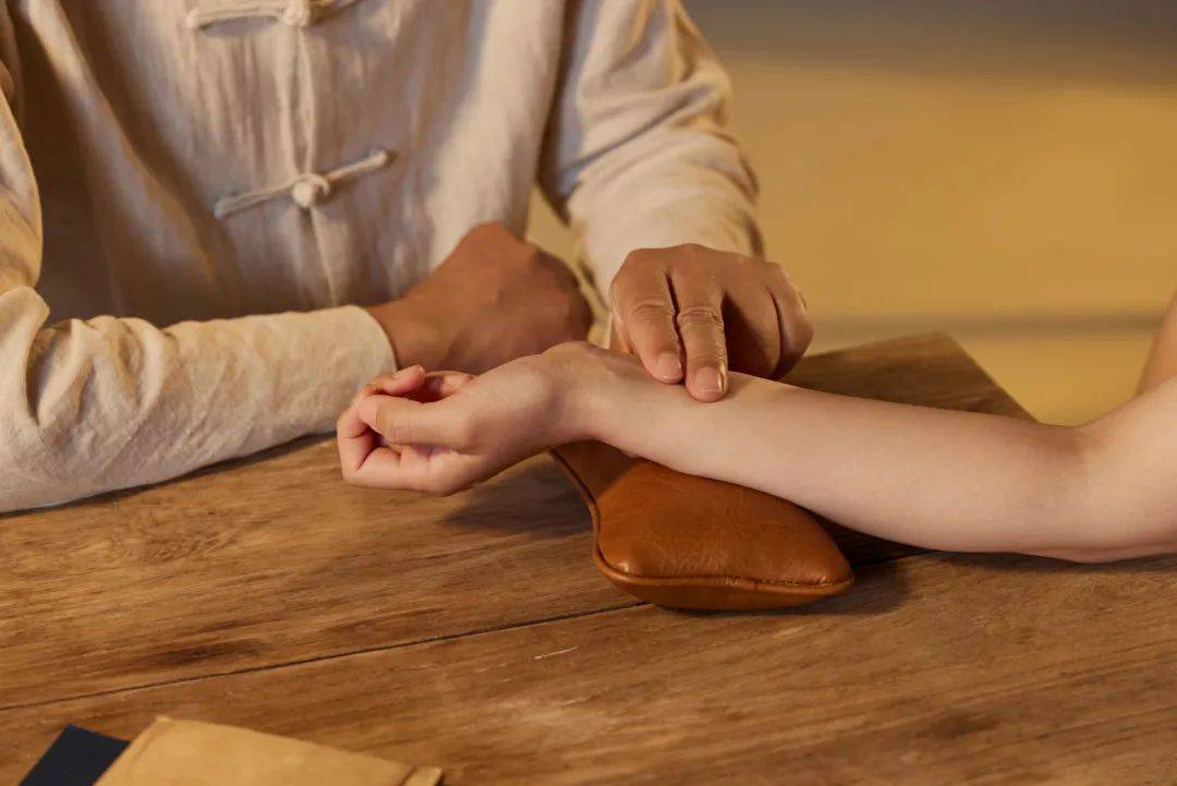 中医:冬季容易心绞痛,收好三个"护心锦囊",阳气足了,人才有精气神!