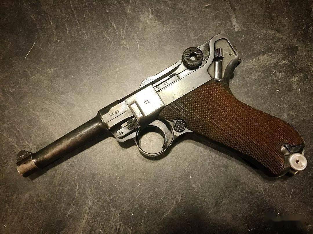 阅读历史,世界上最早的军用制式半自动手枪:德国鲁格p08手枪_制造