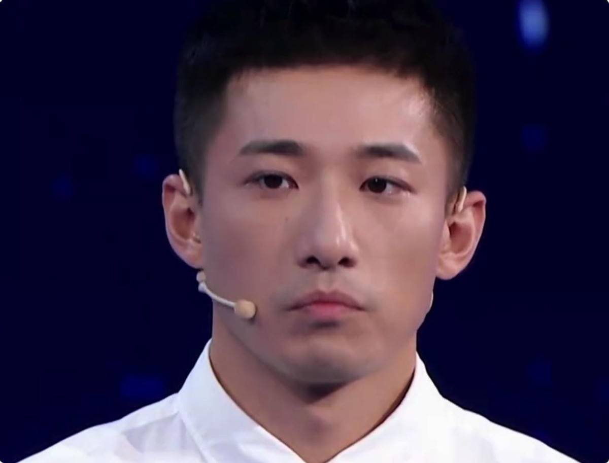 看完这节目里的一位新人,我觉得撒贝宁后继有人了_张慧鑫_观众_选手