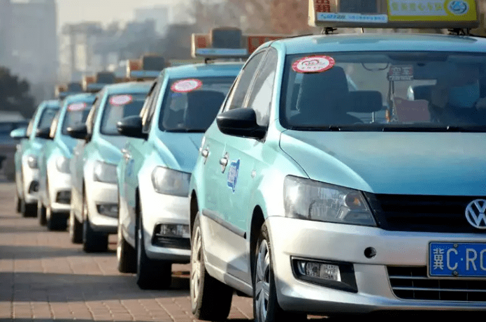 市长调研秦皇岛火车站交通组织工作_片区_出租车_城市