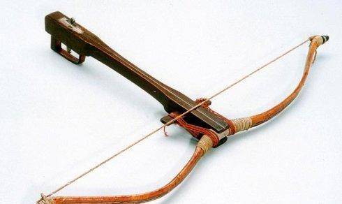 能解释这是一种什么样的"特殊处理";还有一点遗憾,"弓弩"的关键有两点