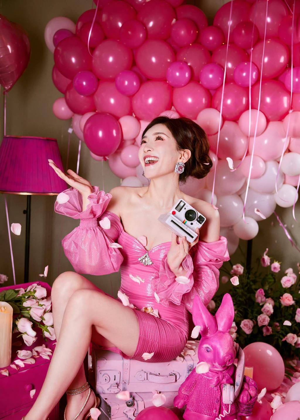 但37岁江疏影魔鬼身材性感火辣_批评_危城_本人