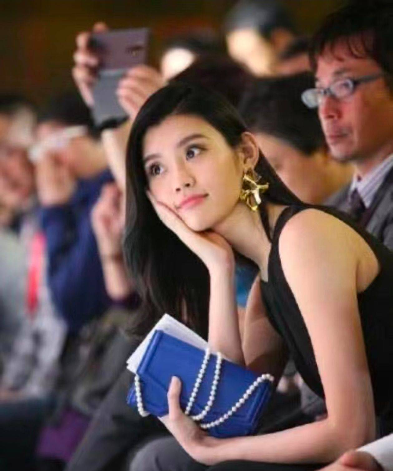 何猷君公开夸奚梦瑶旺夫,跟她一起变得幸福_什么_节目_牛奶