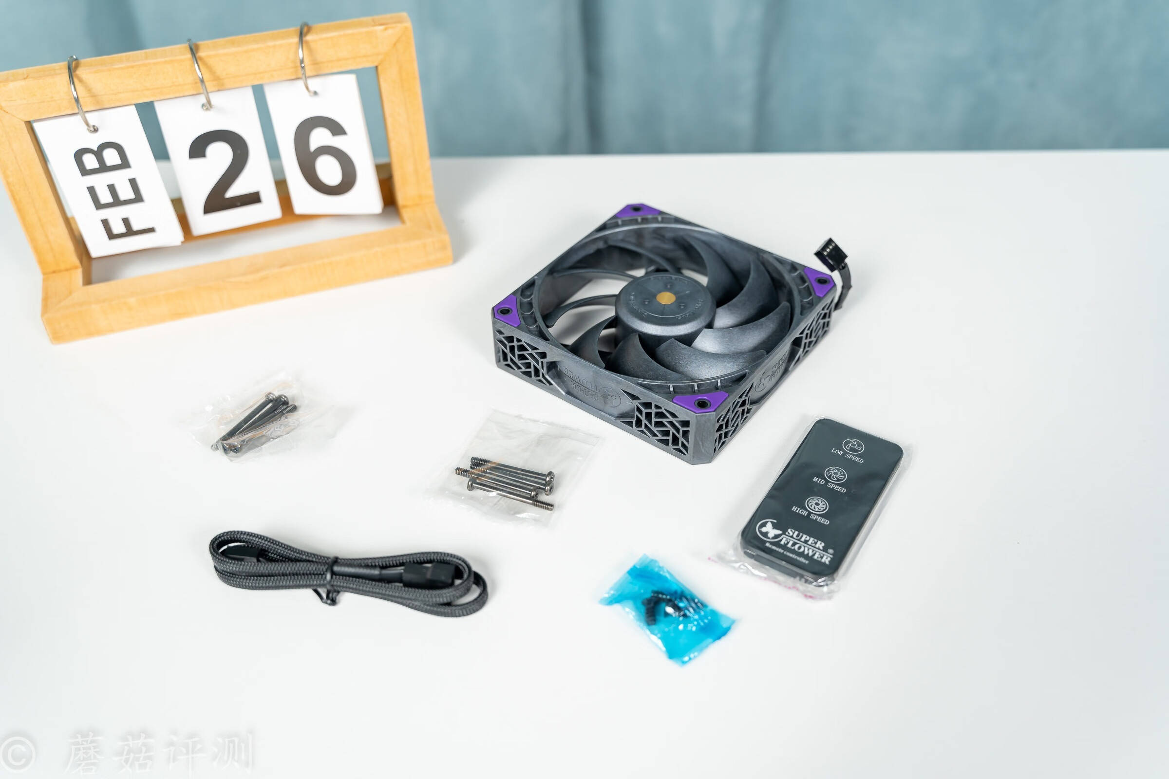 振华megacool巨风12cm机箱风扇 评测