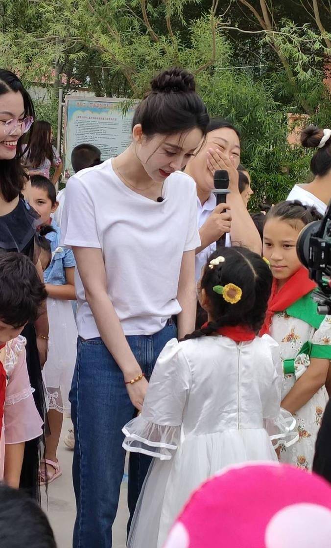 古力娜扎彻底洗白!