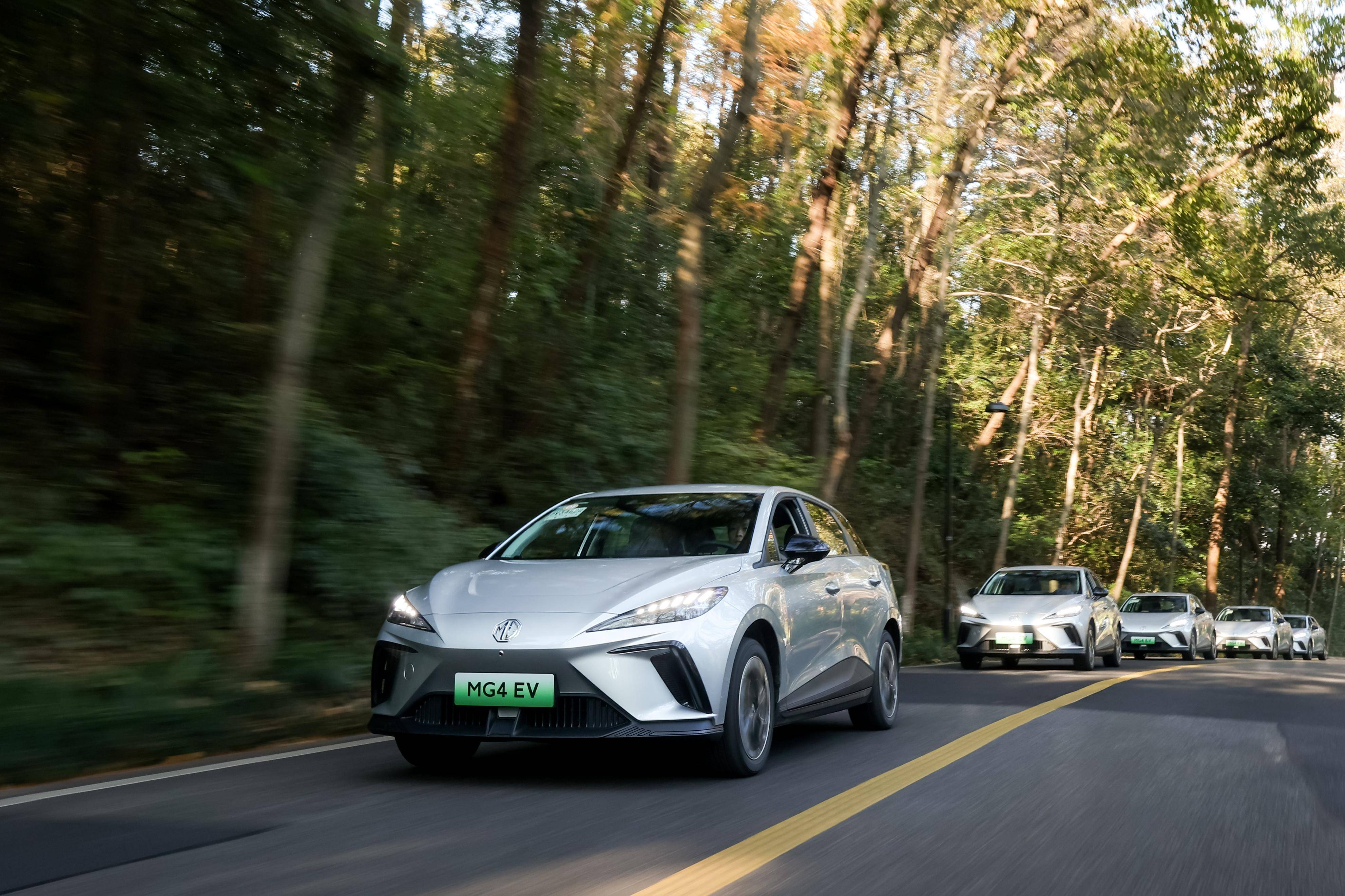 名爵mg4 ev带来10万级两厢电轿新选择_搜狐汽车_搜狐网