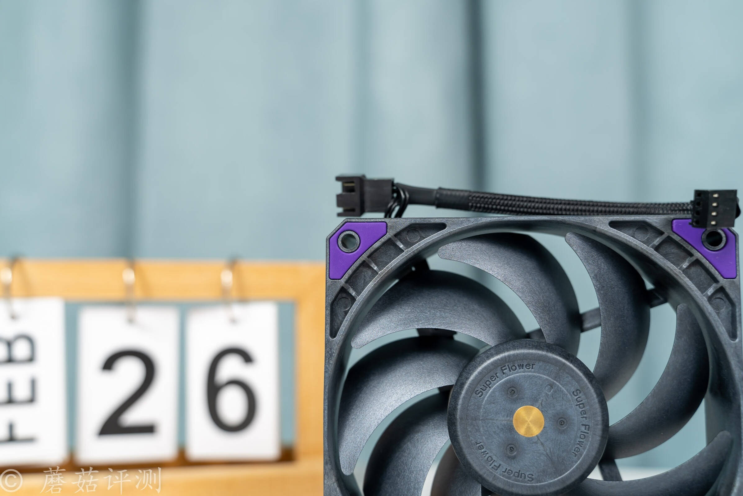 振华megacool巨风12cm机箱风扇 评测