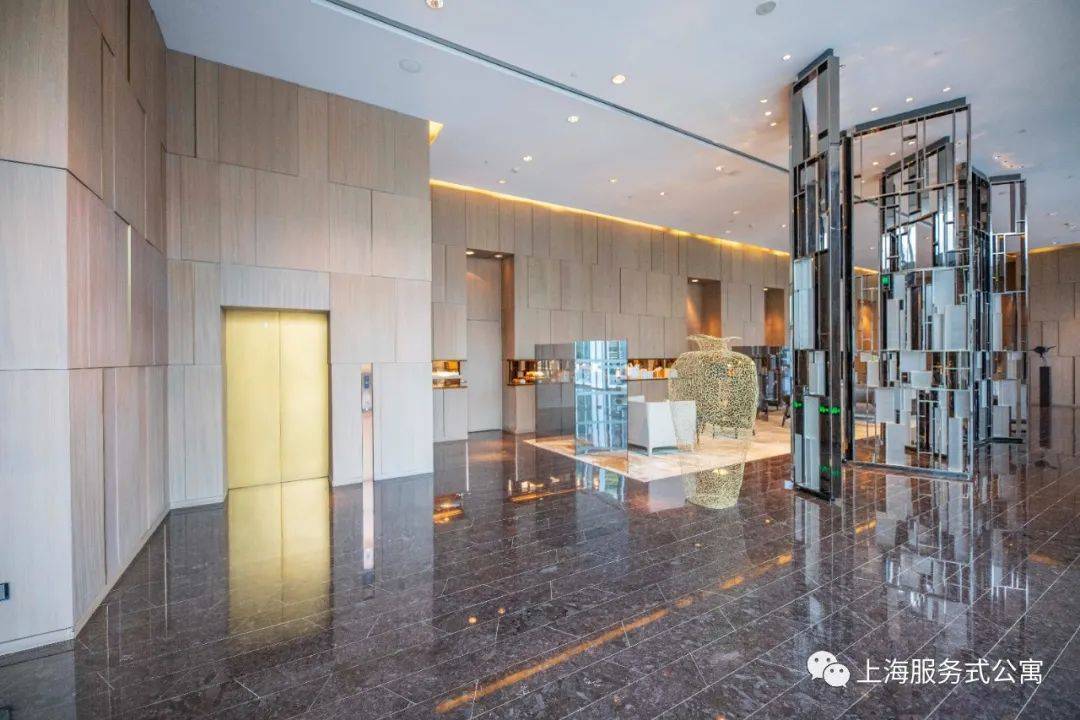 陆家嘴丽晶汇公寓#-上海丽晶汇_丽晶汇预约优惠·四季汇)房屋总肌