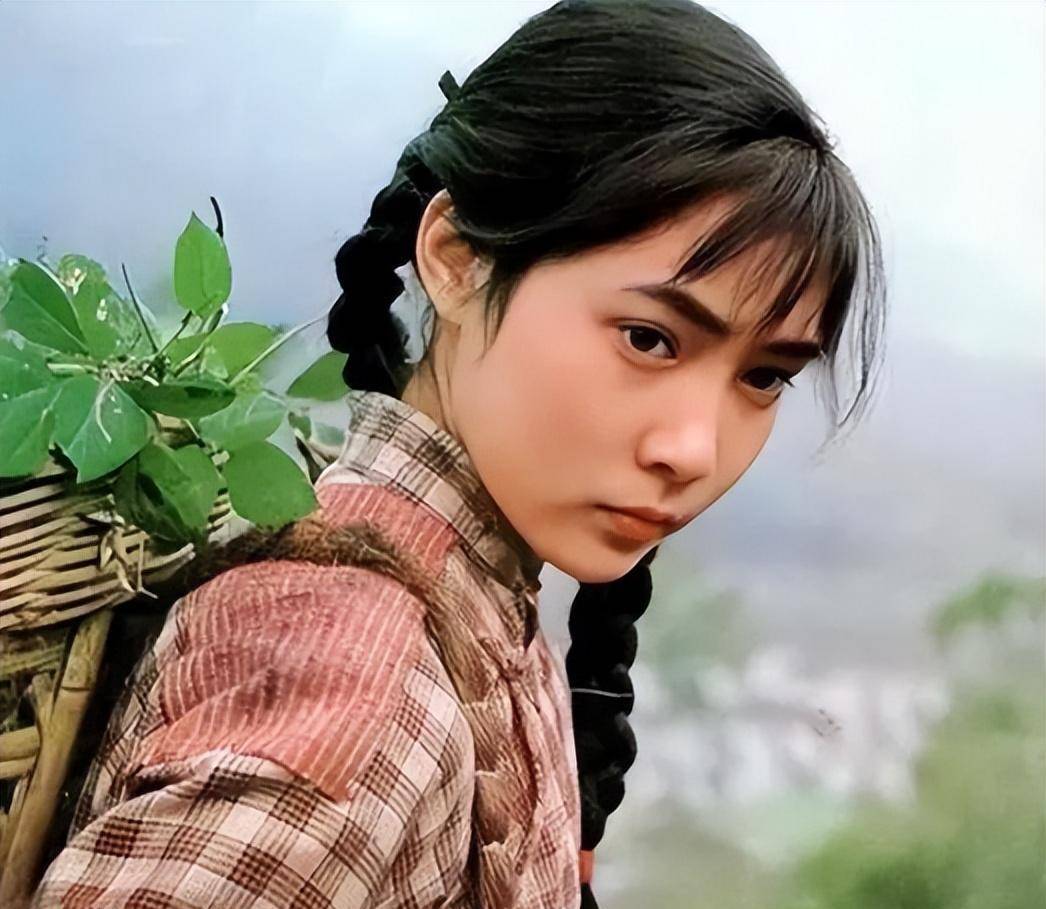 "傲慢"的张铁林终于为自己的"傲慢"付出了代价_宫雪_侯俊杰_女孩子