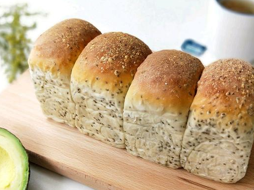 原创
            奇亚籽酸奶土司(300克萌版)